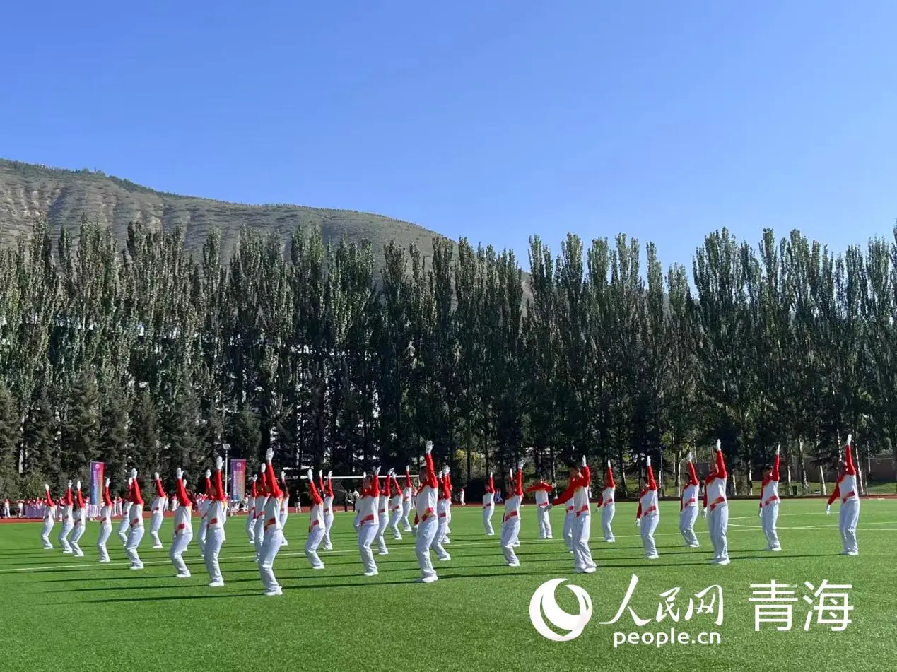 进全民健身, 了良好的健, 力量与美感