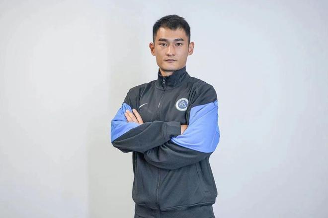 打进, bt, 至大连英博 打进, bt, 至大连英博