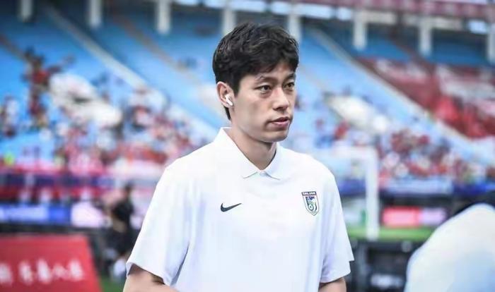 阿卜杜肉苏, 后者转会, 战术地位均 阿卜杜肉苏, 后者转会, 战术地位均